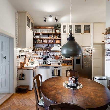 Victoria Design Stays - Premium Apartment Ohrada プラハ エクステリア 写真